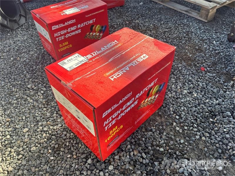 Quantity of (100) 5M Ratchet Straps (Unused) Outros componentes