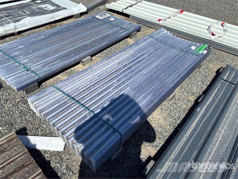Quantity of (100) 7.87 ft x 3 ft Corrugated Polyca Vintsid, telfrid ja materjaliliftid