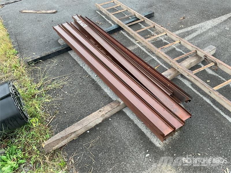 Quantity of 102 in Trailer Cross Members Otros componentes