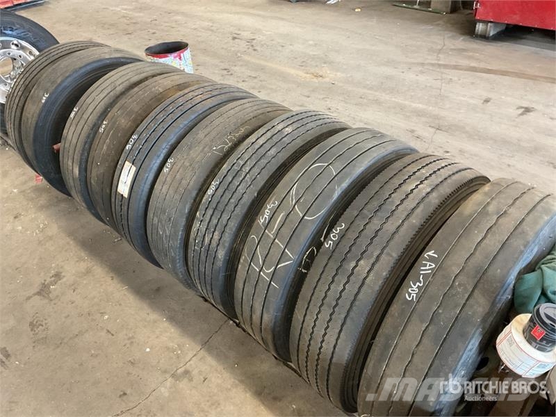  Quantity of 11R22.5 Wheels and Tires الإطارات والعجلات والحافات