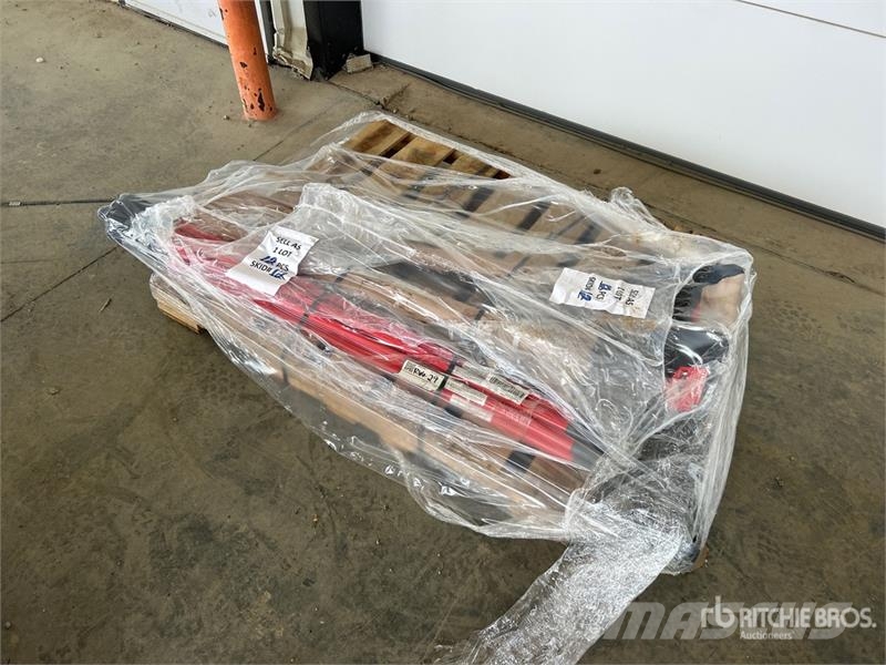 Quantity of (12) Assorted Landscaping Tools Sonstige Landmaschinen