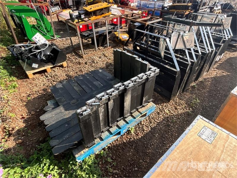Quantity of (12) Mower King SA 48 in Skid Steer F Вили
