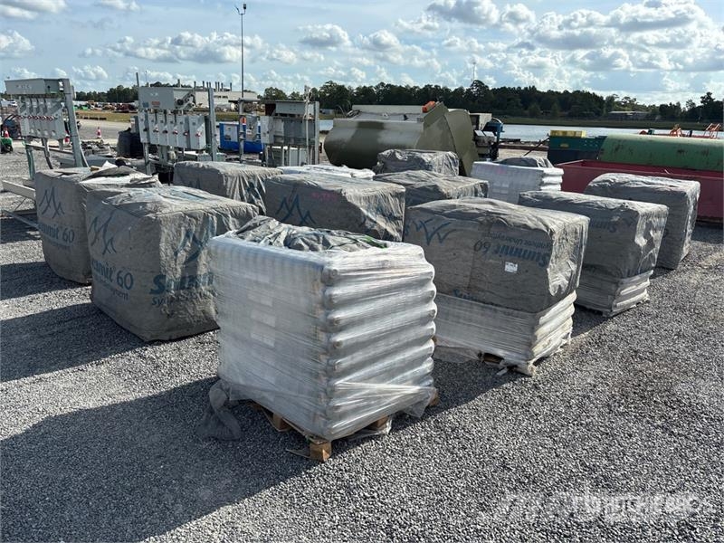  Quantity of (12) Pallets of Summit 60 Underlayment Подъемно-транспортное оборудование и грузовые лифты