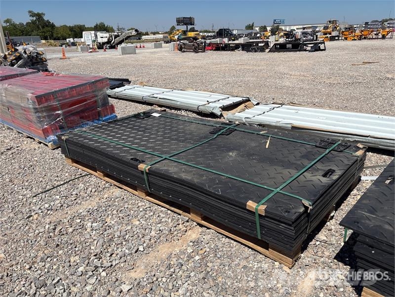 Quantity of (12) SKLP SK-LJB12 94 in x 47 in Poly Ostale kargo komponente