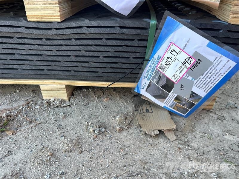 Quantity of (12) SKLP SK-LJB12 94 in x 47 in Road Ostale kargo komponente