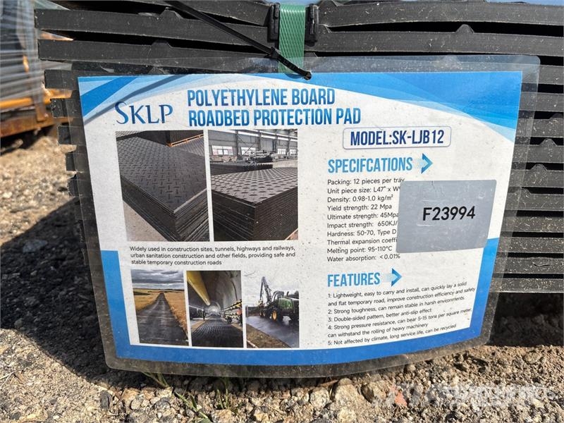 Quantity of (12) SKLP SK-LJB12 94 in x 47 in Poly Transport - Anderen