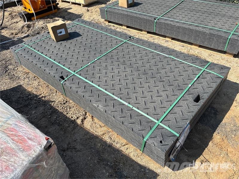 Quantity of (12) SKLP SK-LJB12 94 in x 47 in Poly Transport - Anderen