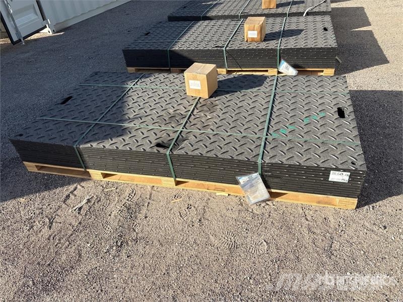 Quantity of (12) SKLP SK-LJB12 94 in x 47 in Road Ostale kargo komponente