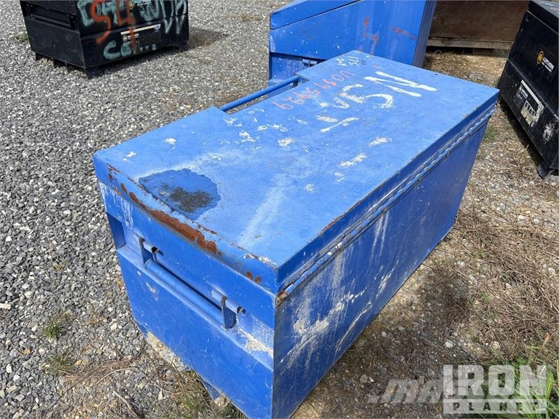  Quantity of (13) Gang Boxes 4824 Drugi deli