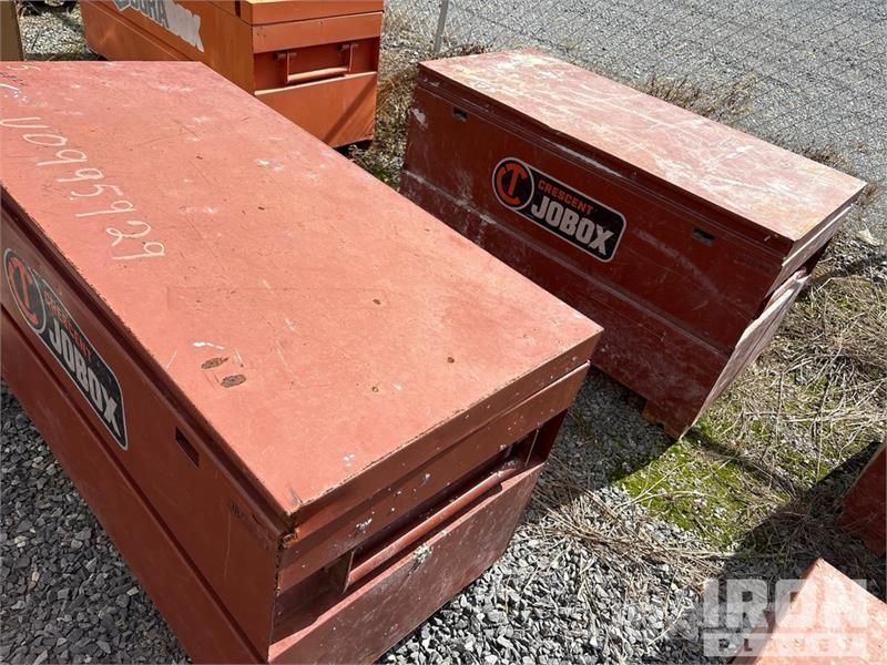  Quantity of (13) Gang Boxes 4824 Drugi deli