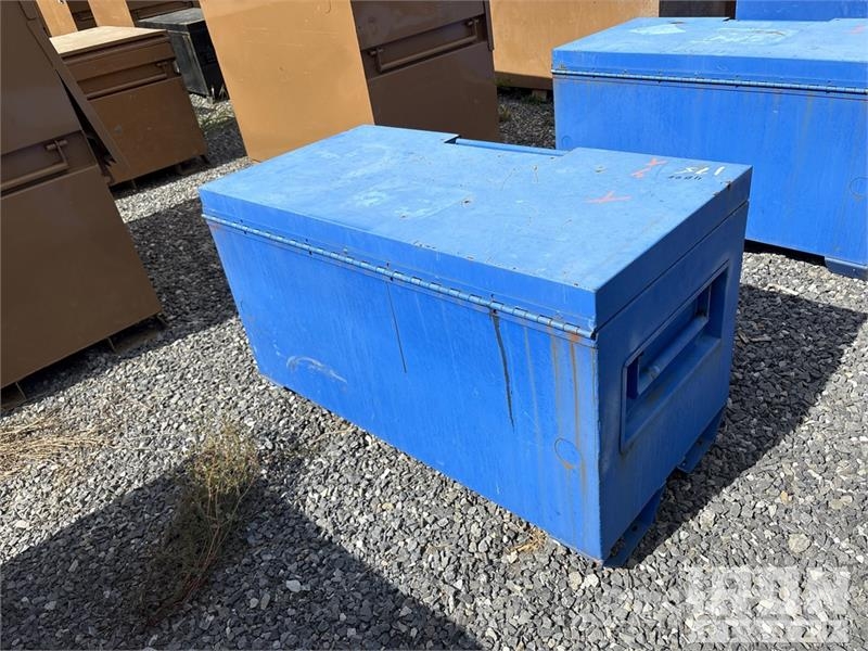  Quantity of (13) Gang Boxes 4824 Drugi deli