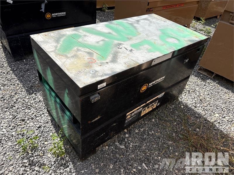  Quantity of (13) Gang Boxes 4824 Drugi deli