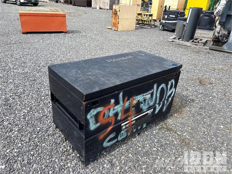 Quantity of (13) Gang Boxes 4824 Drugi deli