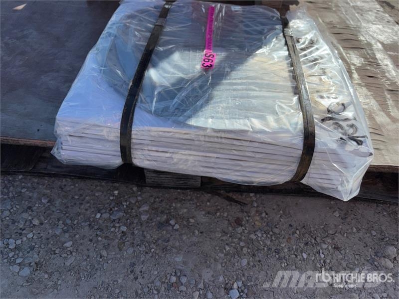Quantity of (14) Premium Diamond Blades (Unused) Ostale komponente za građevinarstvo