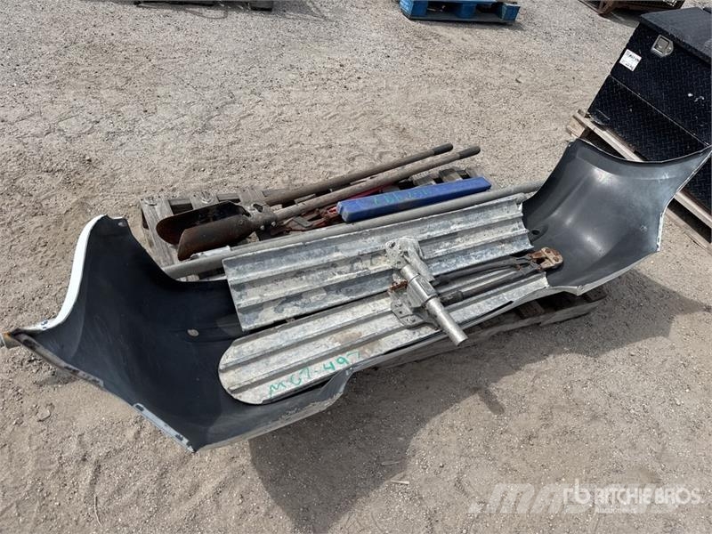 Quantity of (14) Tools Drugi deli