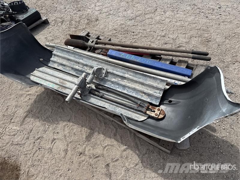 Quantity of (14) Tools Drugi deli