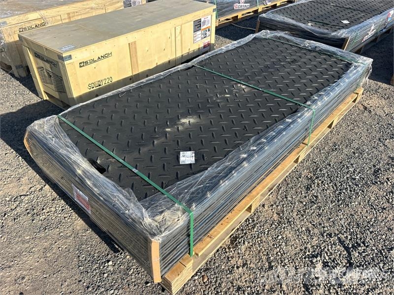 Quantity of (15) FPM Ground Protection Mats (Unus Rezervni delovi i oprema za bušenje