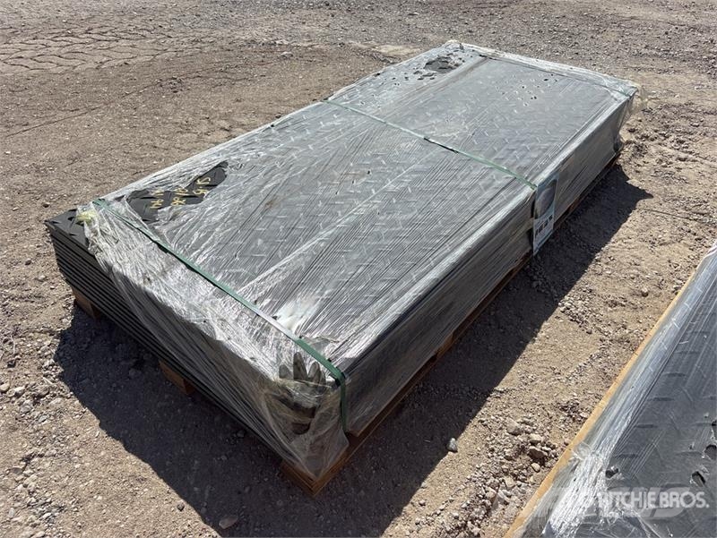 Quantity of (15) FPM Ground Protection Mats (Unus 운송 장비 - 기타