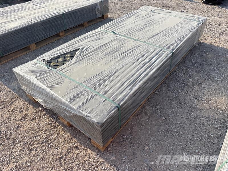 Quantity of (15) FPM Ground Protection Mats (Unus Ostale kargo komponente