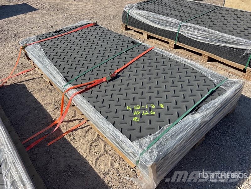  Quantity of (15)  FPM Ground Protection Mats (Unus معدات النقل - غير ذلك