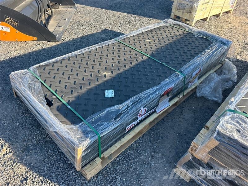Quantity of (15) FPM Ground Protection Mats (Unus Rezervni delovi i oprema za bušenje