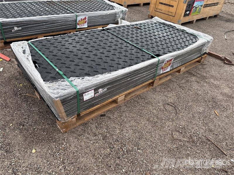  Quantity of (15)  FPM Ground Protection Mats (Unus ملحقات وقطع غيار معدات الحفر