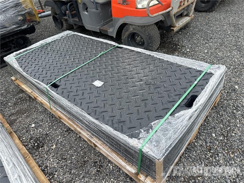 Quantity of (15) FPM Ground Protection Mats (Unus Accessoires en onderdelen voor boormachines