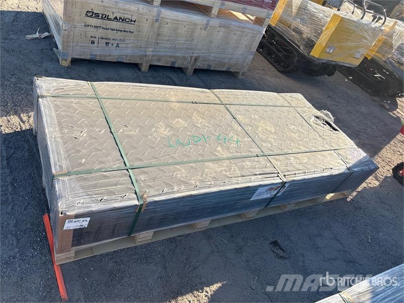  Quantity of (15)  FPM Ground Protection Mats (Unus Sprzęt wiertniczy części zamienne i akcesoria