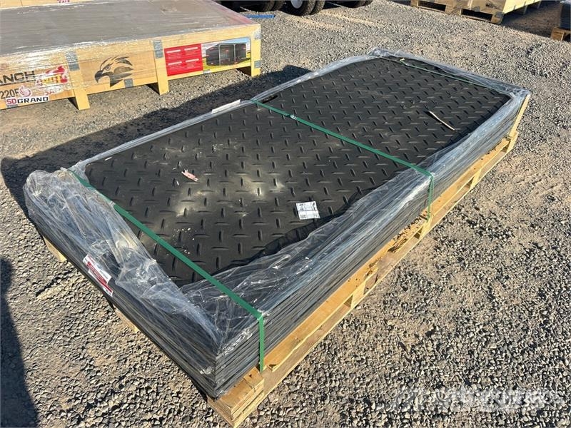 Quantity of (15) FPM Ground Protection Mats (Unus Rezervni delovi i oprema za bušenje