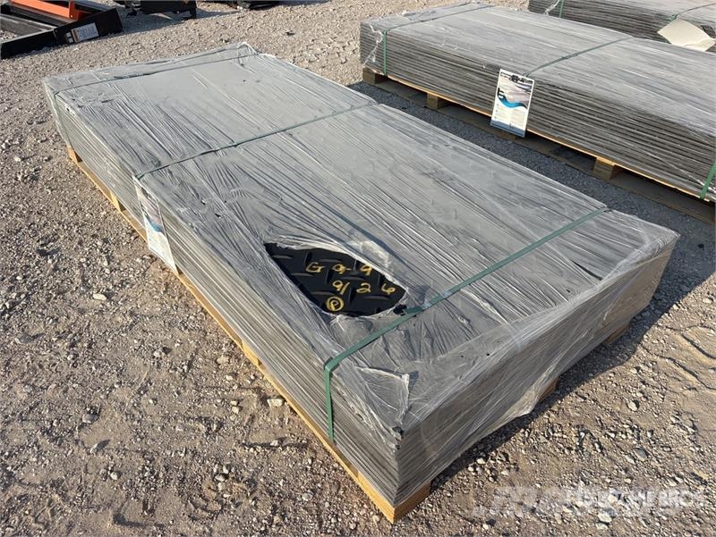 Quantity of (15) FPM Ground Protection Mats (Unus Ostale kargo komponente