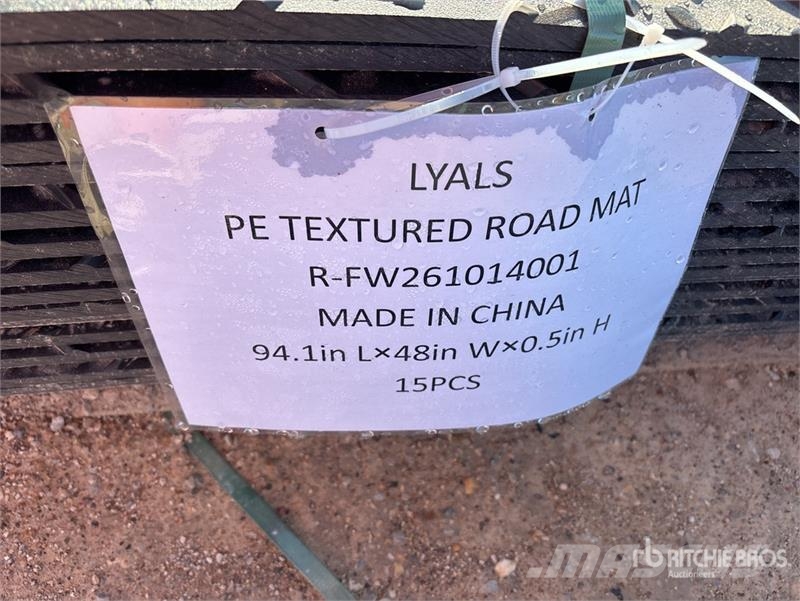 Quantity of (15) LYALS ALSRM 48 in x 94 in PE Tex Transport - Altele