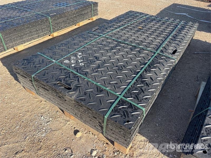 Quantity of (15) LYALS ALSRM 48 in x 94 in PE Tex Transport - Altele