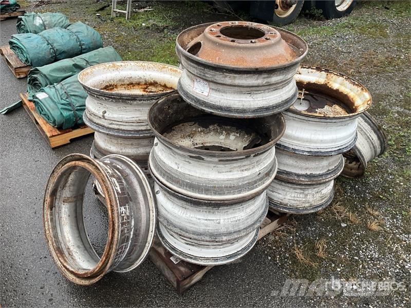  Quantity of (15) Mixed Lot of Steel 24.5 and 22.5  Коммерческий транспорт - Другие