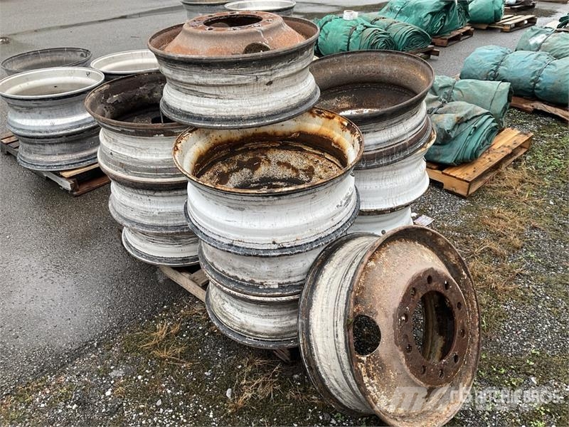  Quantity of (15) Mixed Lot of Steel 24.5 and 22.5  Коммерческий транспорт - Другие