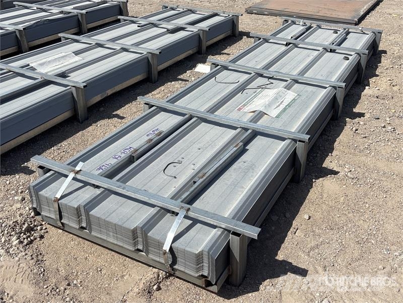 Quantity of (150) KJ K084 12 ft Galvalume Corruga Lyftblock, vinschar och materialhissar