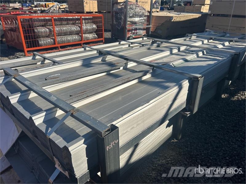  Quantity of (150)  KJ K084 Galvalume Corrugated St Αναβατόρια και ανυψωτήρες υλικών