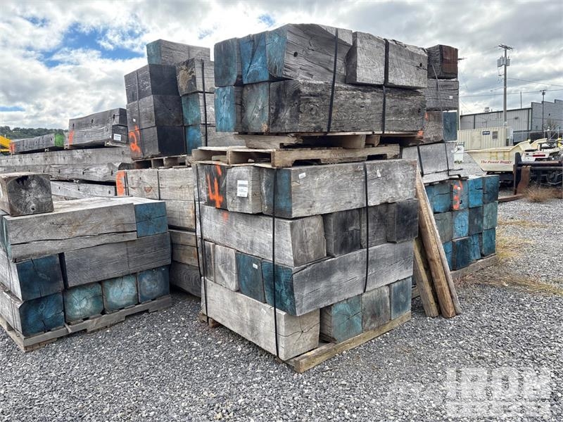  Quantity of (16) 12 In x 12 In x 4 ft Hard Wood Ti Seilwinden, Bauaufzüge und Lastenaufzüge