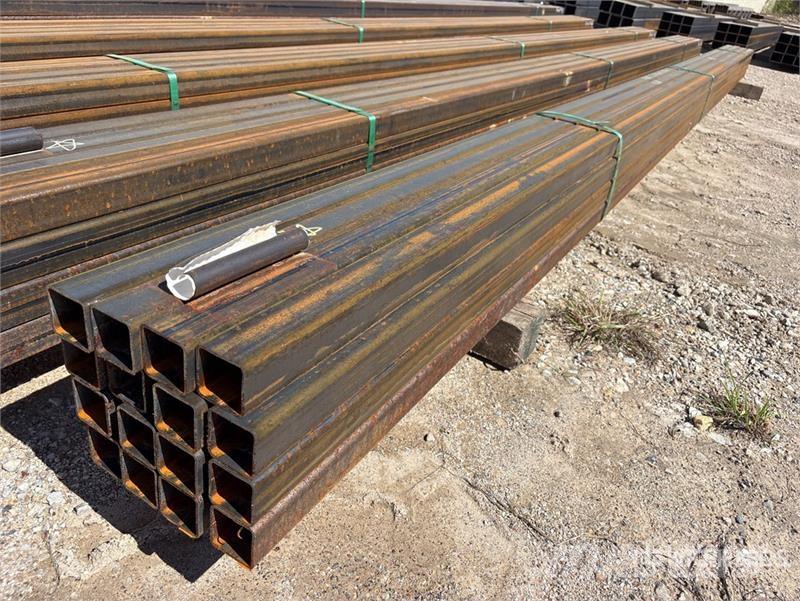 Quantity of (16) 2 in x 2 in x 18 ft Square Tubing Utovorne dizalice, vitla i dizala za materijal