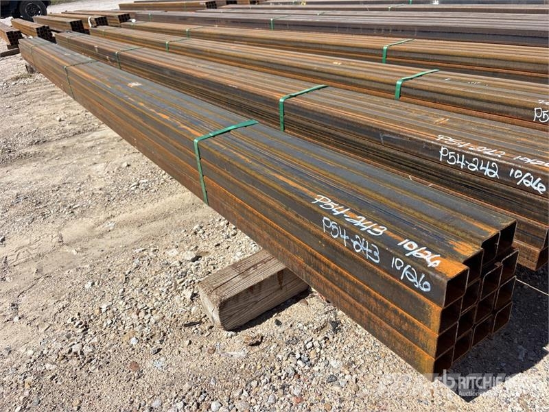 Quantity of (16) 2 in x 2 in x 18 ft Square Tubing Utovorne dizalice, vitla i dizala za materijal