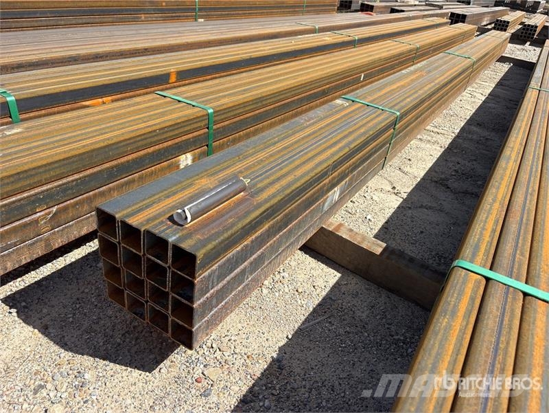 Quantity of (16) 2 in x 2 in x 17 ft Square Tubing Utovorne dizalice, vitla i liftovi za materijal