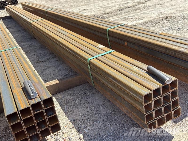 Quantity of (16) 2 in x 2 in x 18 ft Square Tubing Dispozitive de ridicare / lifturi pentru diferite materiale