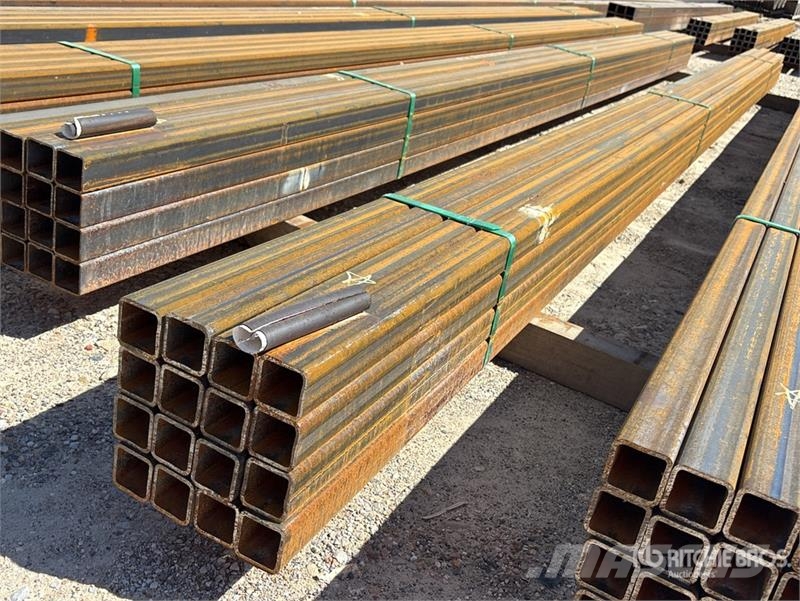 Quantity of (16) 2 in x 2 in x 18 ft Square Tubing Dispozitive de ridicare / lifturi pentru diferite materiale