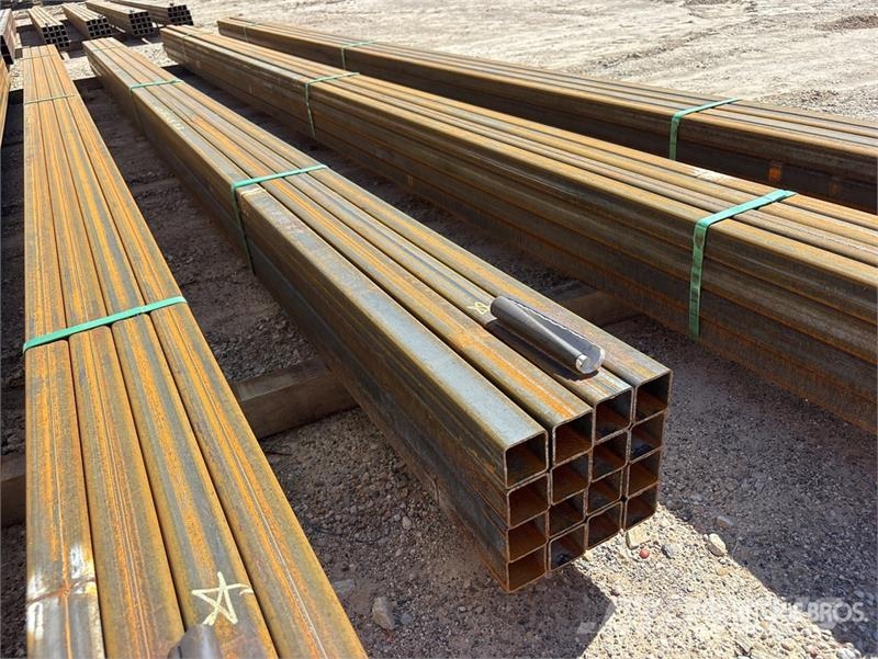 Quantity of (16) 2 in x 2 in x 17 ft Square Tubing Utovorne dizalice, vitla i liftovi za materijal
