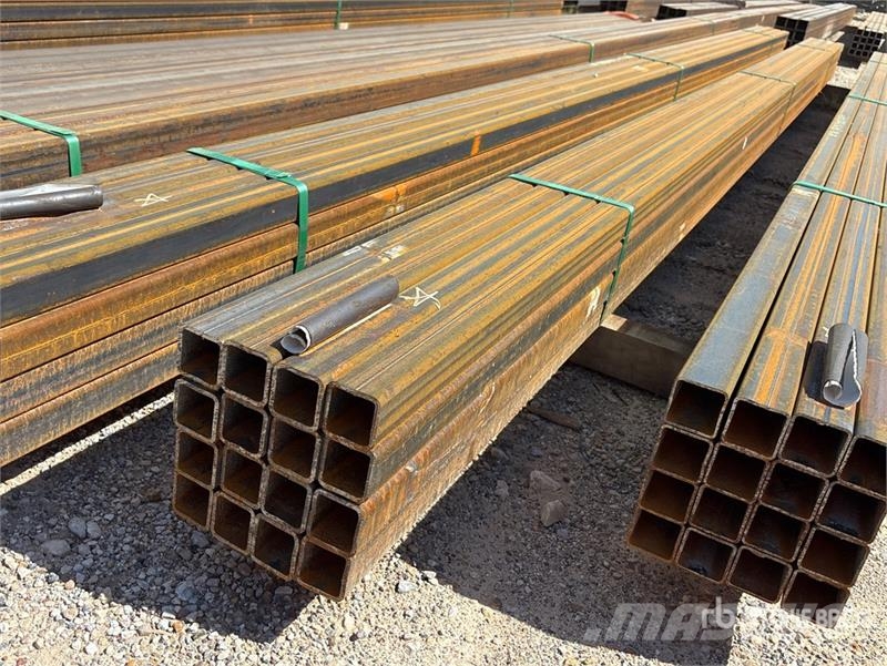 Quantity of (16) 2 in x 2 in x 18 ft Square Tubing Dispozitive de ridicare / lifturi pentru diferite materiale