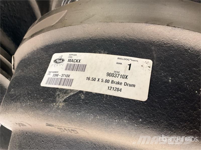 Quantity of (16) Unused New Brake Drums Otros componentes