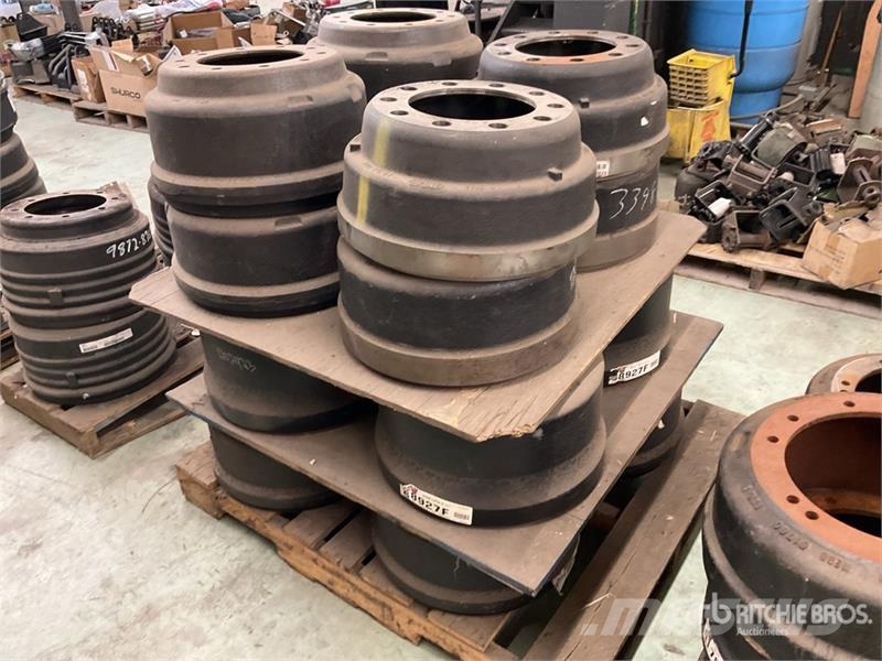 Quantity of (16) Unused New Brake Drums Otros componentes
