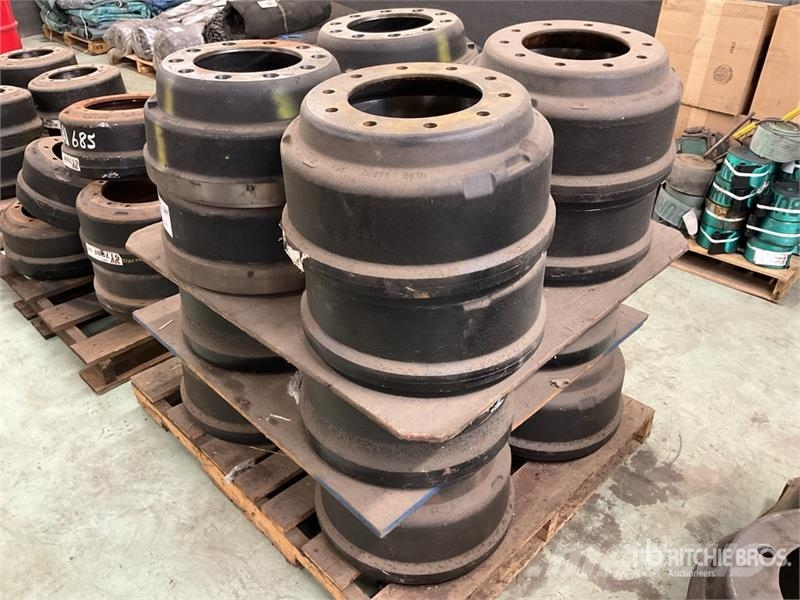 Quantity of (16) Unused New Brake Drums Otros componentes
