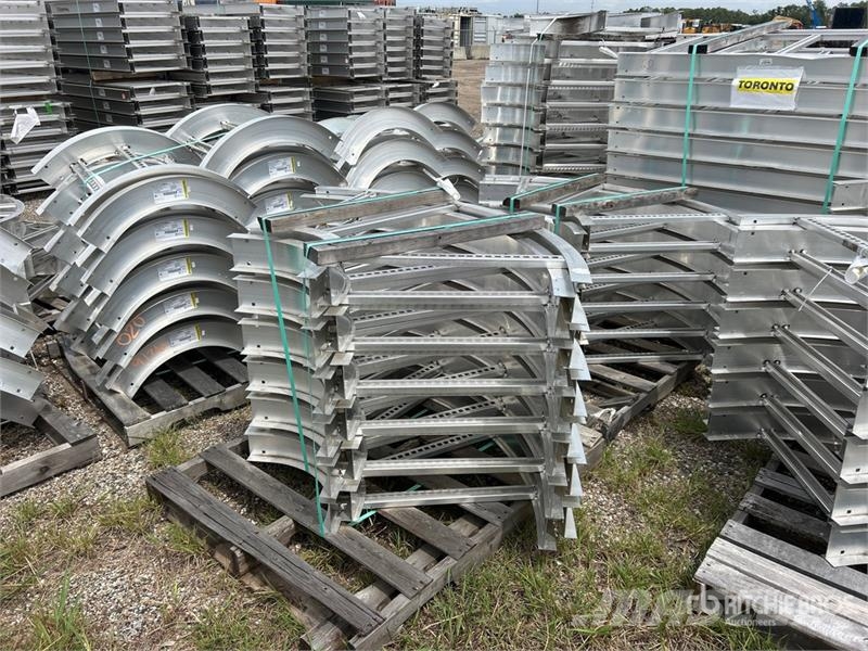  Quantity of (17) Pallets of (Unused) Montacargas y elevadores de material
