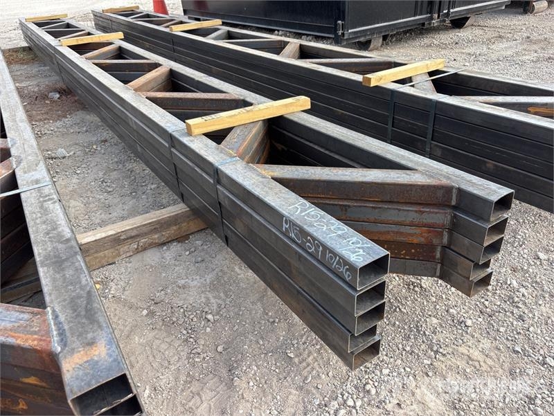 Quantity of 18 in x 20 ft Metal Trusses (Unused) Drugi deli