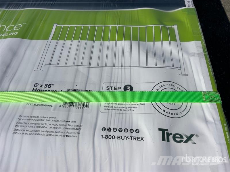 Quantity of (19) 6 ft x 36 in Trex Enhance Steel R Outros componentes